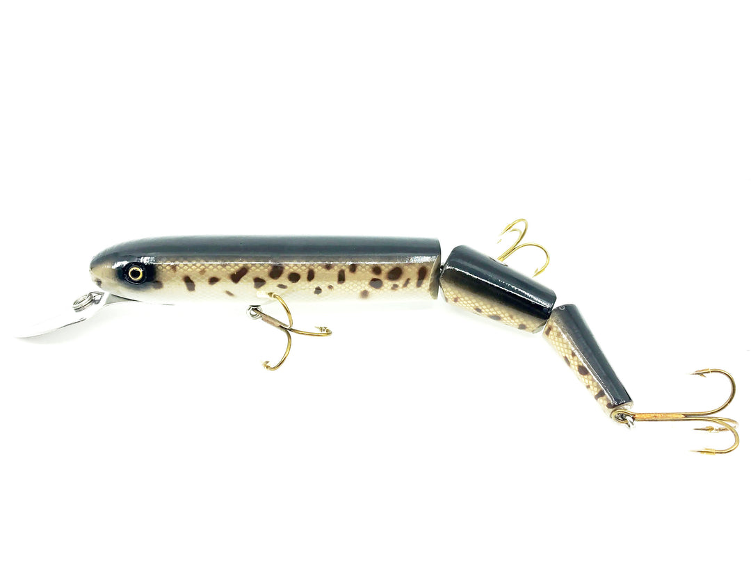 Chautauqua Warpath 12" Musky Lure, Spotted Sucker Color