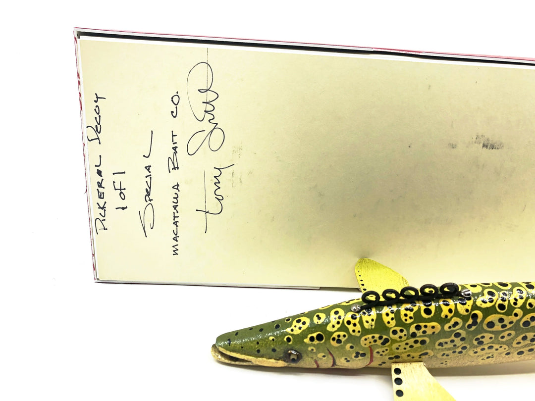 Macatawa Bait Co. Pickerel Decoy 1 of 1 w/Box - Singed