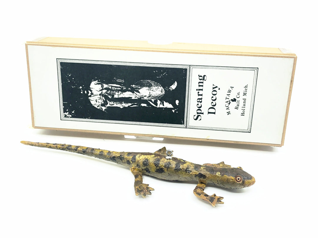 Macatawa Bait Co. Lizard Decoy w/Box - Very Early