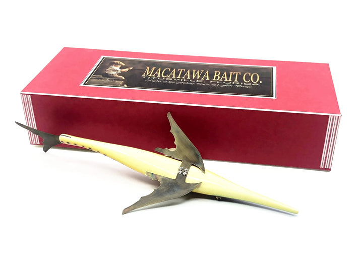 Macatawa Bait Co. Gar Decoy w/Box