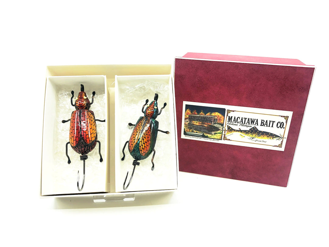 Macatawa Bait Co. Salesman Set "Country Bugs" - Singed
