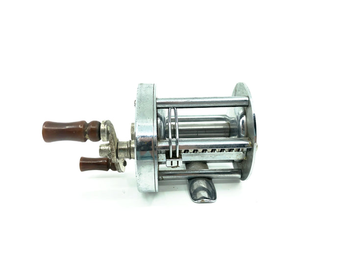 Vintage Shakespeare Direct Drive No.1950 Model Levelwind Reel