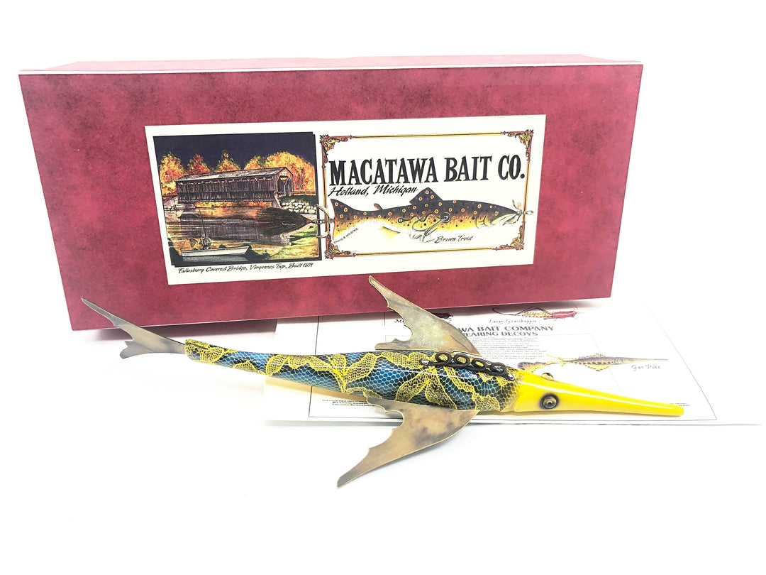 Macatawa Bait Co. Yellow/Black/Blue Scale Gar Decoy w/Box