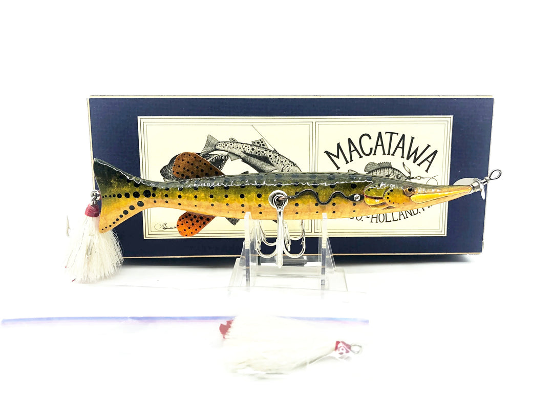 Macatawa Bait Co. Musky w/Box