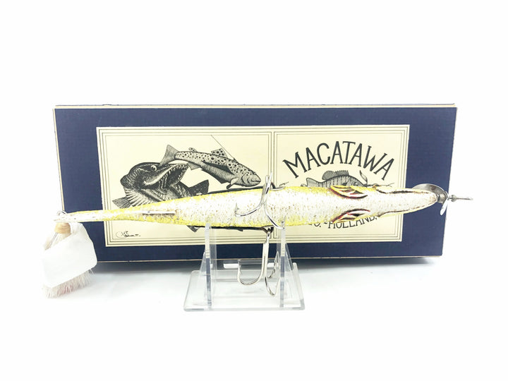 Macatawa Bait Co. Northern Pike w/Box
