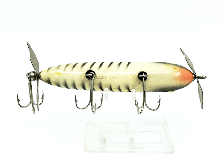 Ol' Ben's Bass Snatcher, White/Black Ribs Color