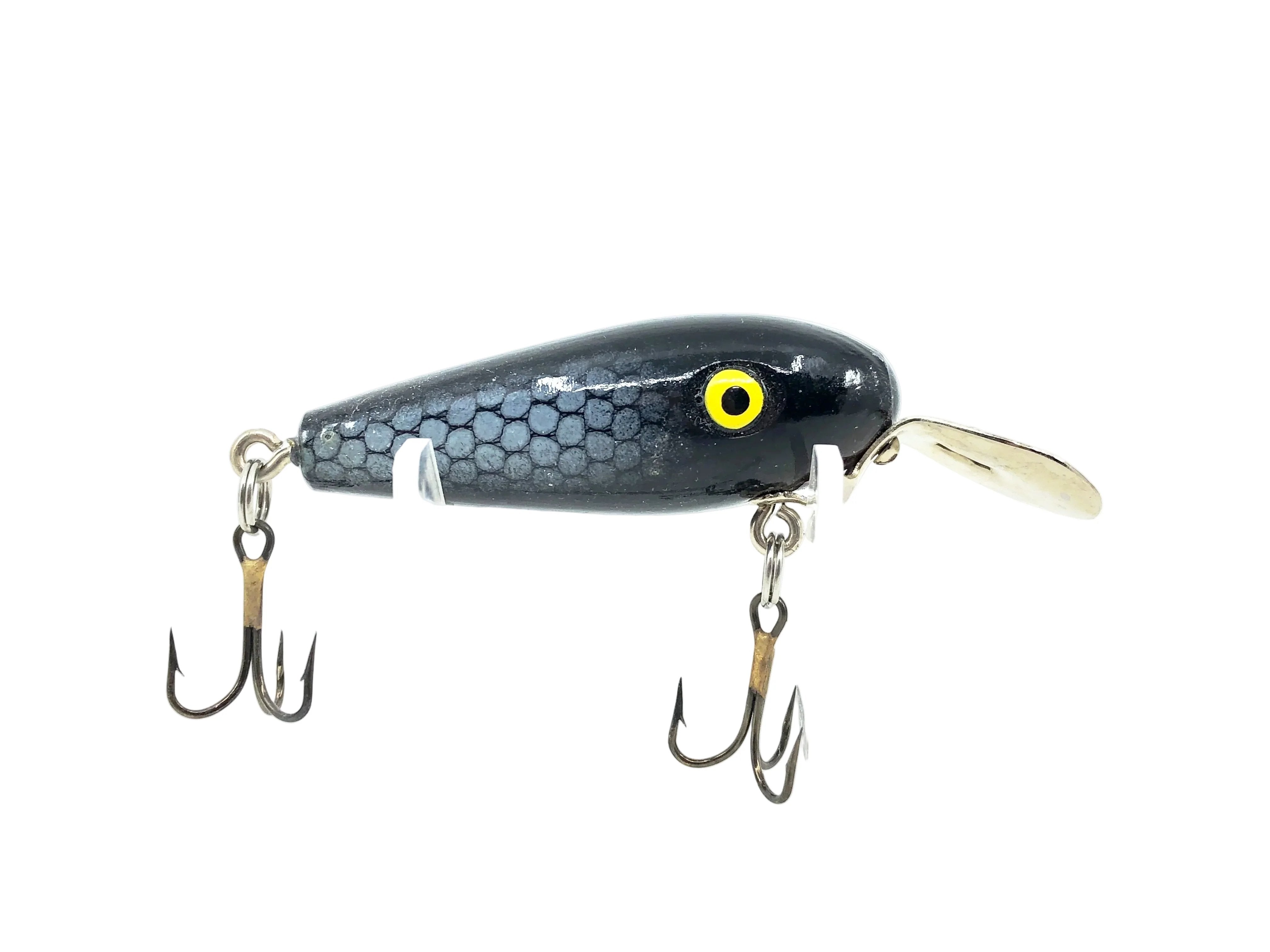 black and silver fishing lure Striper Shallow Diver Live Bait Series Wounded minnow action is irresistible to trout Premium USA-Made Spinnerbait | Double
