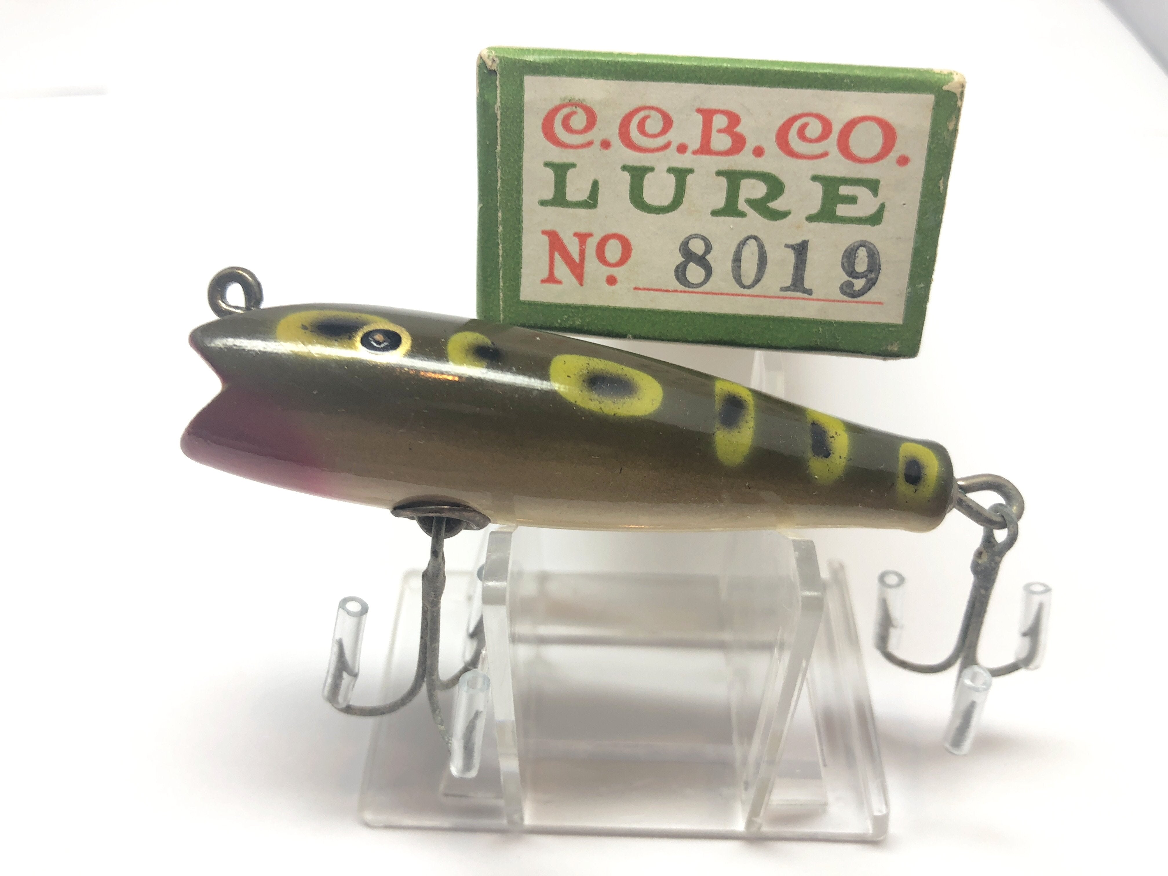 creek chub fish lure no 8019 Creek Chub 8000 Darter in Frog Color 8019 with Box