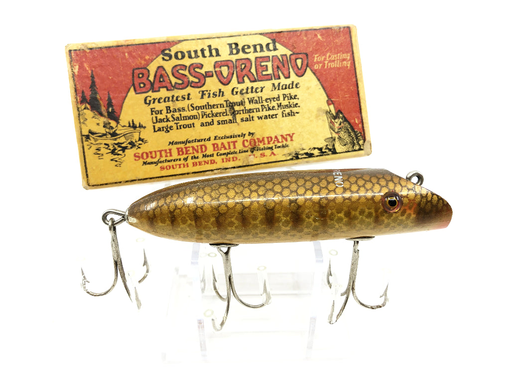 South Bend Bass Oreno 973-P Pike Scale Finish in Red Sky Pine Tree Box  1920's