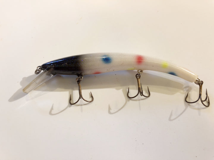 Reef Runner Lure in Wonderbread Color