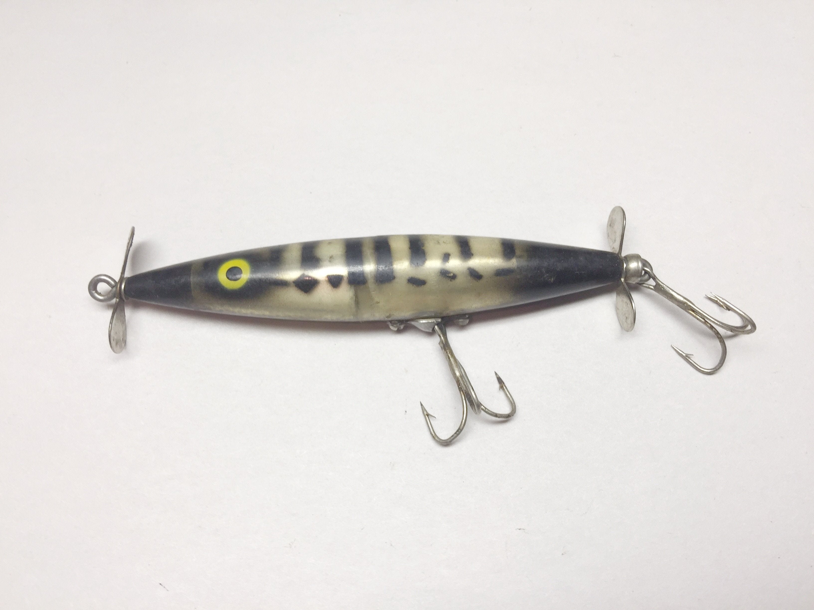 dying fish lure Heddon Dying Flutter