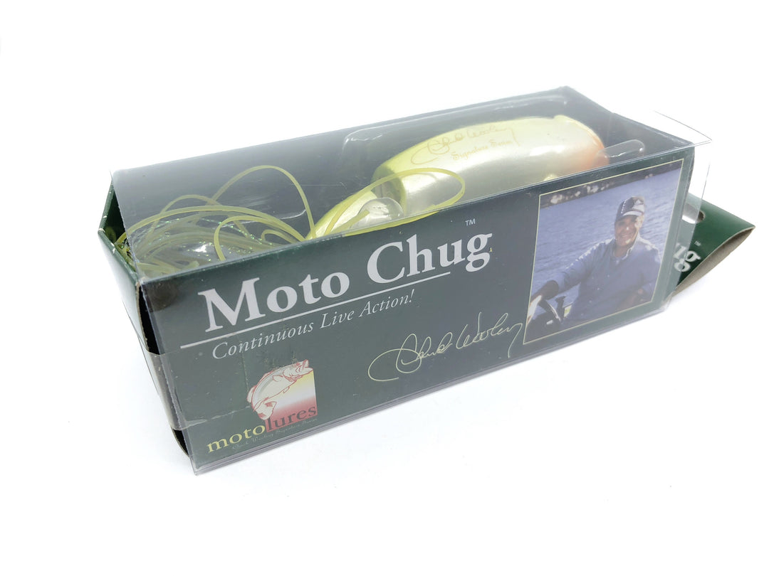 Moto Chug Chuck Woolery Live Action Lure Frog Color New in Box