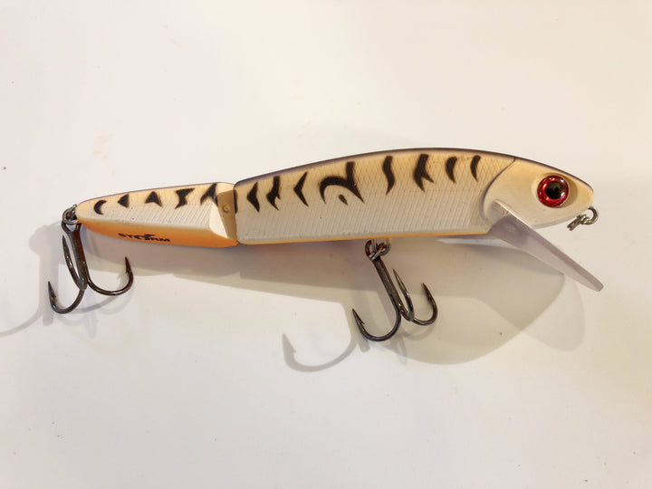 Storm Flatstick Jointed 16 Orange Musky Color 6 1/4"
