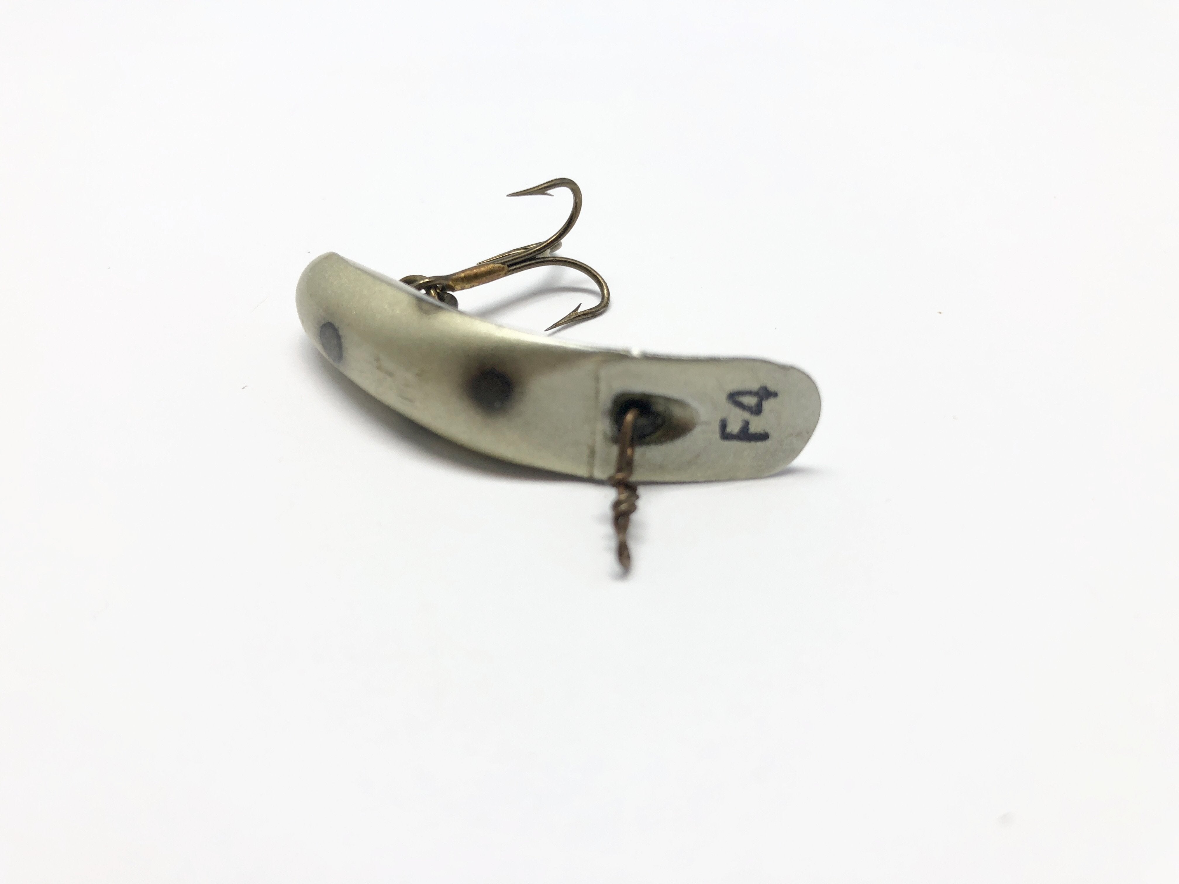 Helin F4 Flatfish Silver with Black Dots Color – My Bait Shop, LLC