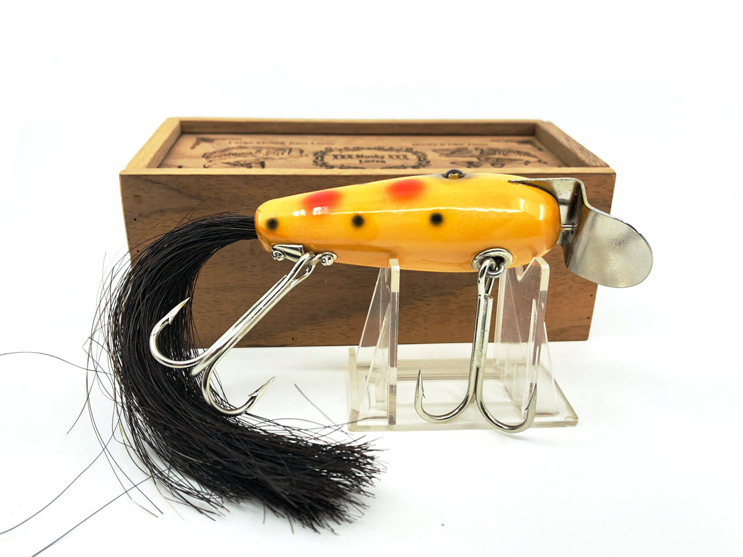 Musky Dan (XXX Lures) Dinger, Yellow/Spots/Black Back Color with Box