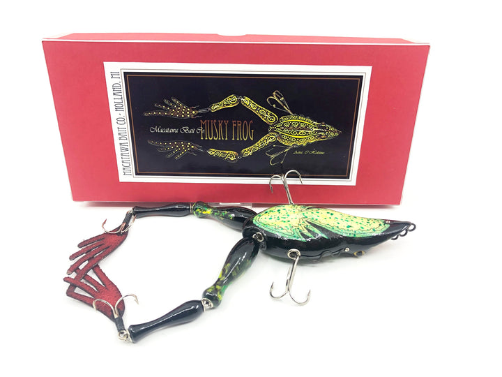 Macatawa Bait Co. Musky Frog "Waterlily" w/Box
