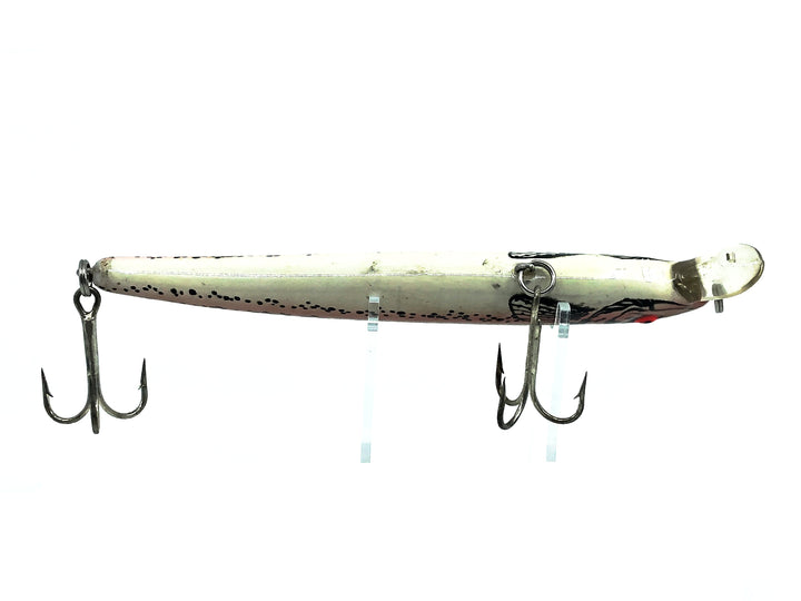 Bomber Magnum Long a 17A, XRT Rainbow Trout Color