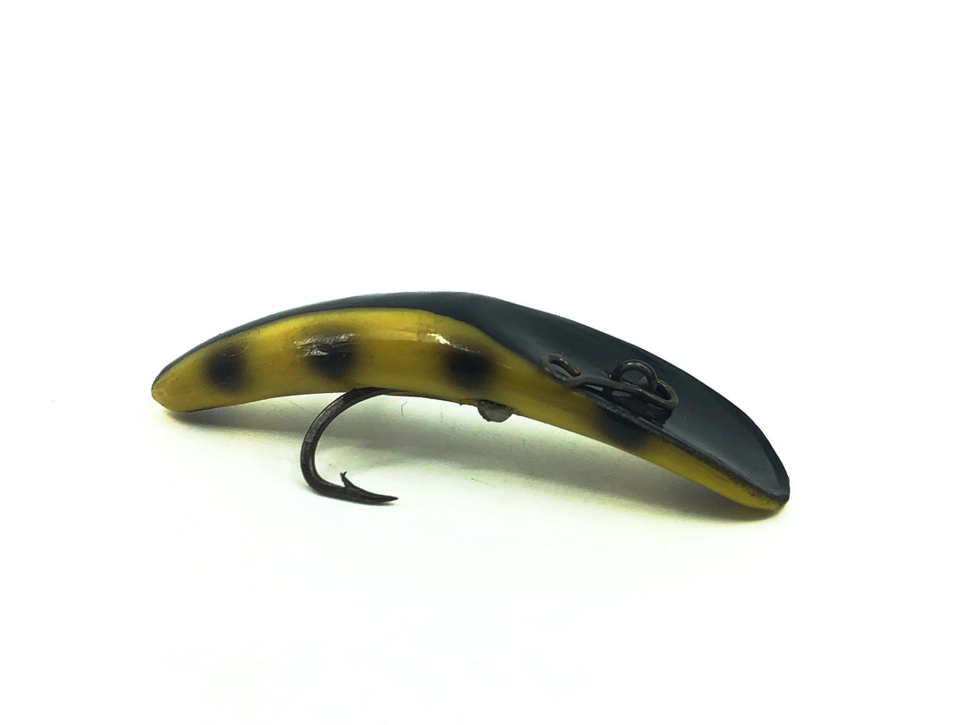 Wright & McGill Claw Lure, Yellow Coachdog Color