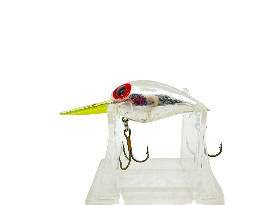 Storm Wiggle Wart V132, #132 Metallic Silver/Chartreuse Lip Color