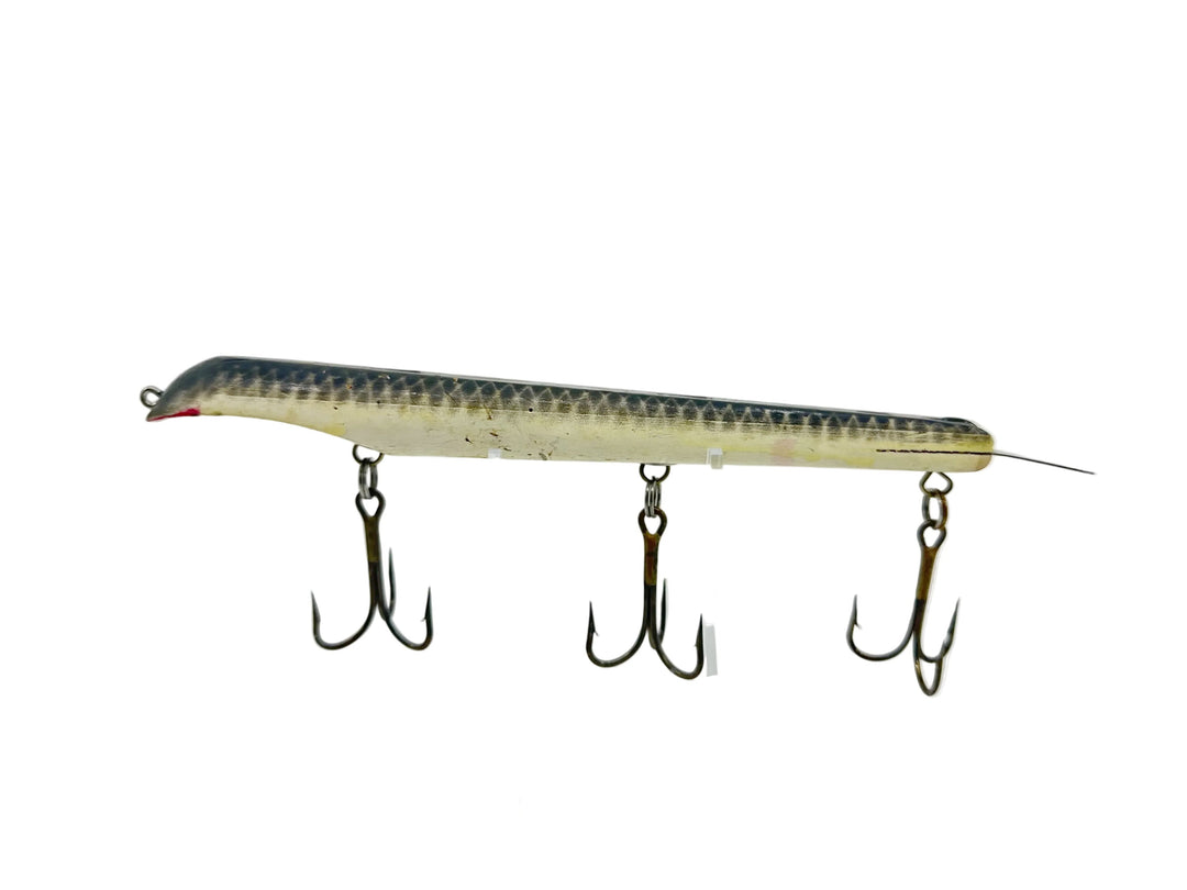 9" Suick Weighted-Thriller, Grey Scale/White Color