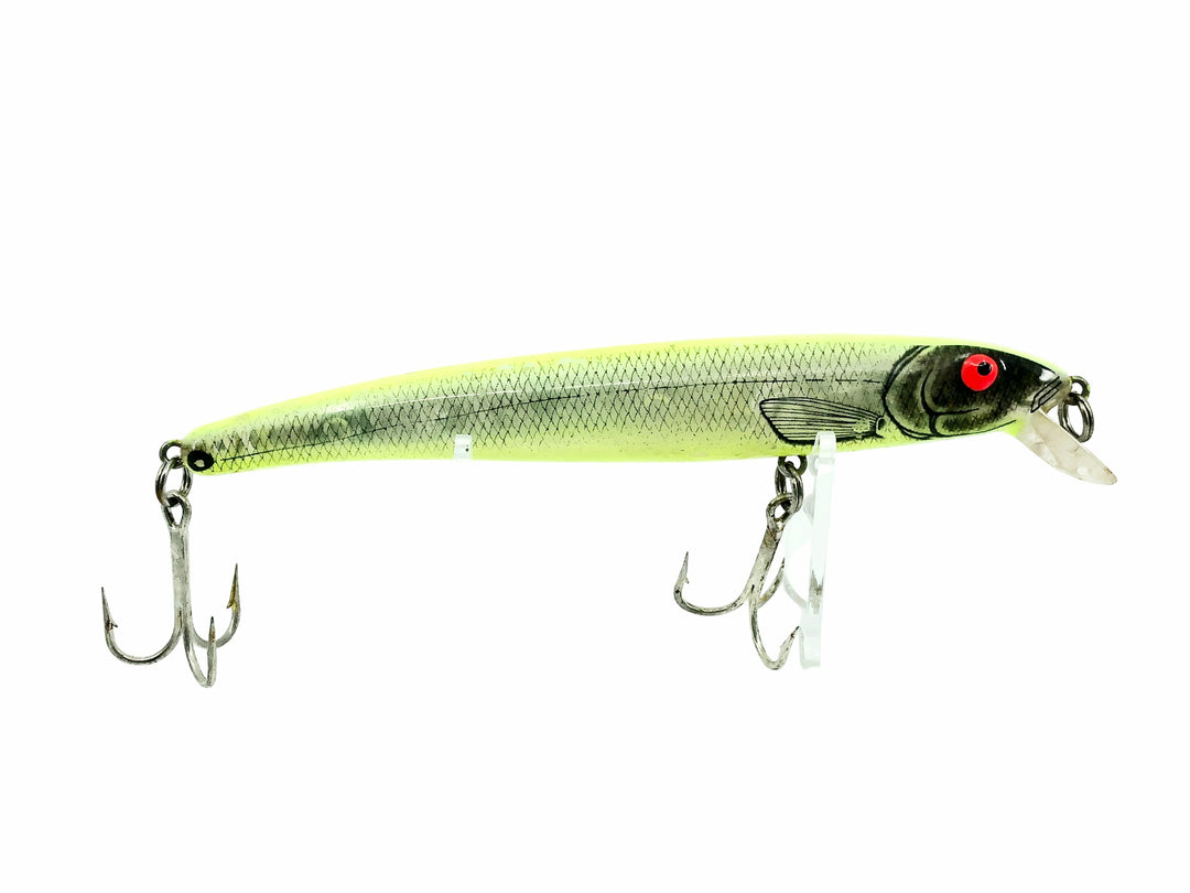Bomber Magnum Long a 17A, XSICH Silver Flash/Chartreuse Back & Belly Color