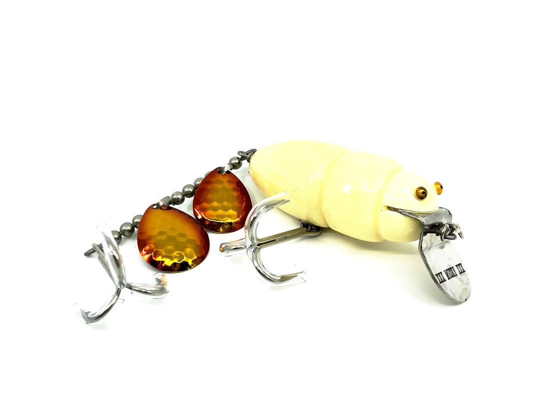 Musky Dan (XXX Lures) Husky Beetle, White Color