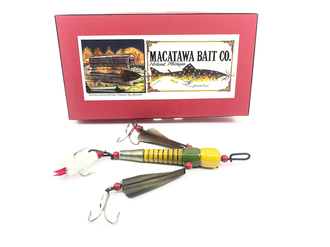 Macatawa Bait Co. Muskie Flying Hellgrammite Lure w/ Box