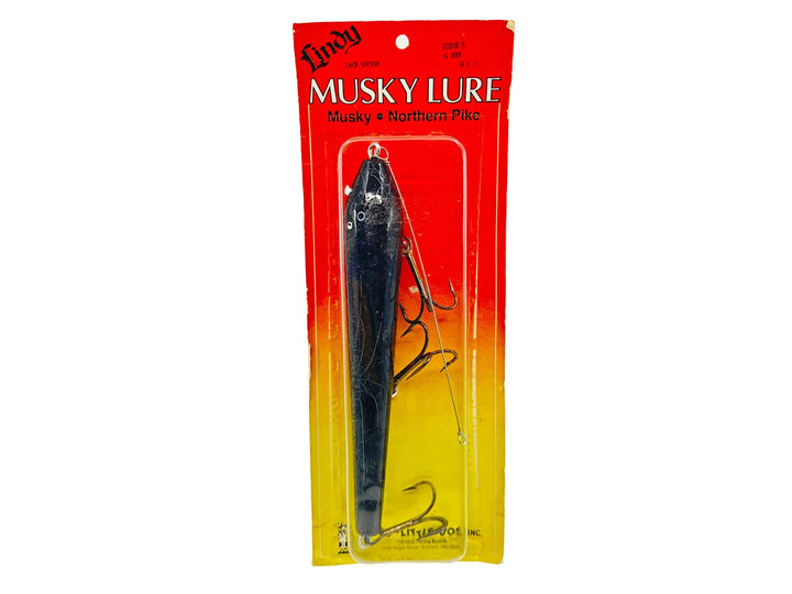 Lindy Musky Lure, Black Color on Card