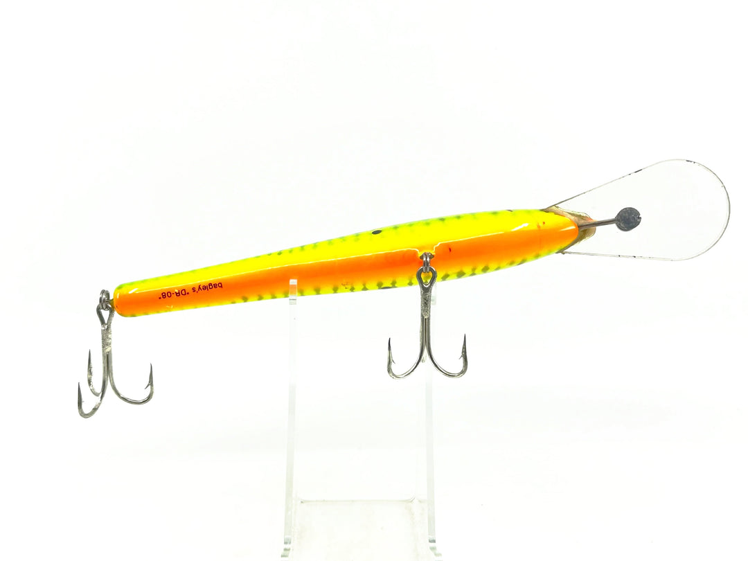 Bagley DB08, 6C9 Green Crayfish on Chartreuse Color