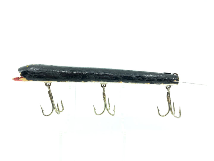 Bobbie Bait 10" Musky Lure, Black Sucker Color