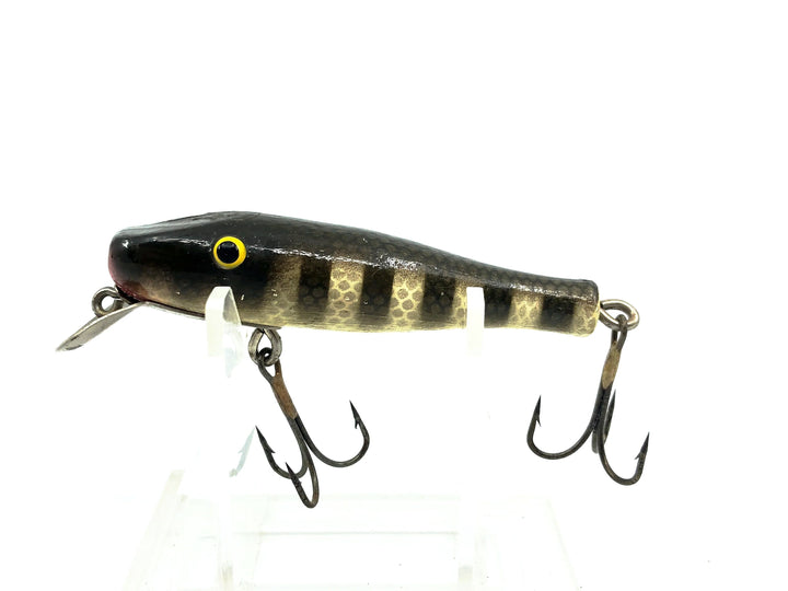 Arnold Pikie, Pike Color