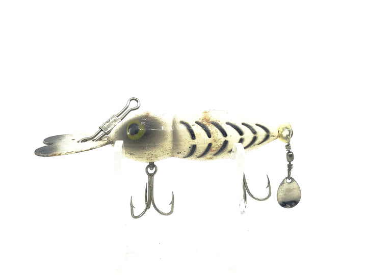 Whopper Stopper Hellbender, White Shore Color