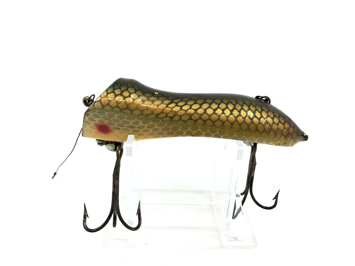 Pflueger Wizard Wiggler 4700, #49 Chub Scale Color, Early Airbrushed Eye Model