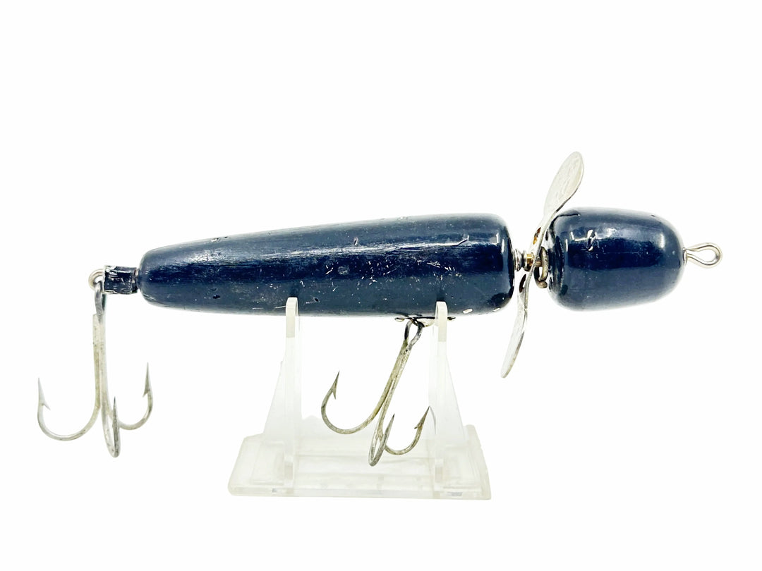 Pflueger Globe 3750, Black Color