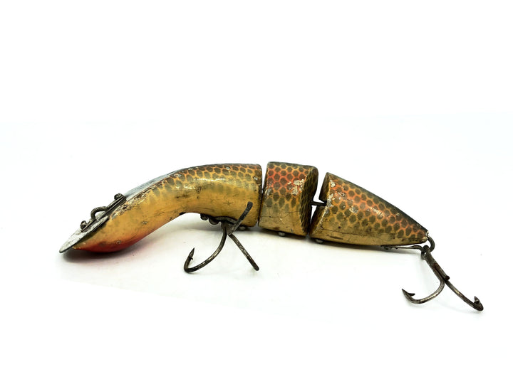 Heddon 5500 Game Fisher, #9P Shiner Scale Color