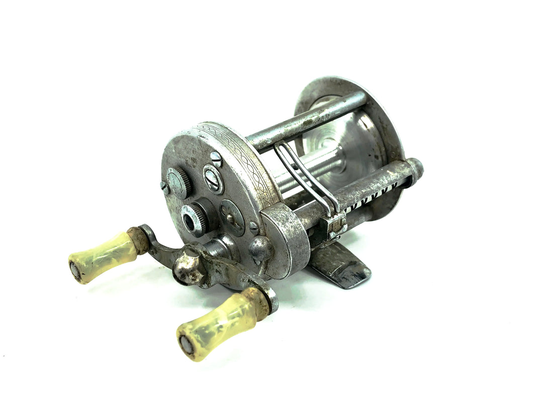 Pflueger Nobby No. 1963 Reel