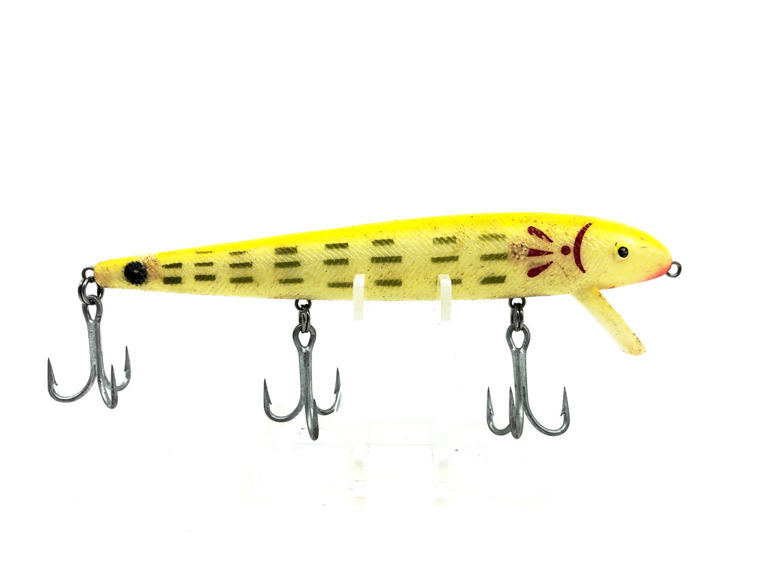 Cotton Cordell Red Fin Series C09, Yellow Barfish Color