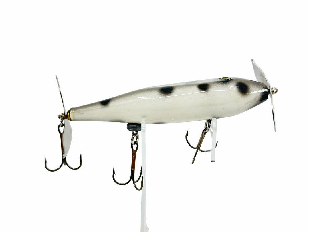 Musky Injured Minnow, Grey Silver/Black Dots Color