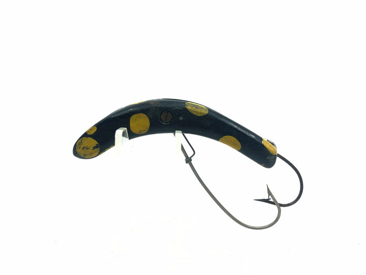 Ideal Weeder Spring Loaded Lure, Black/Yellow Spots