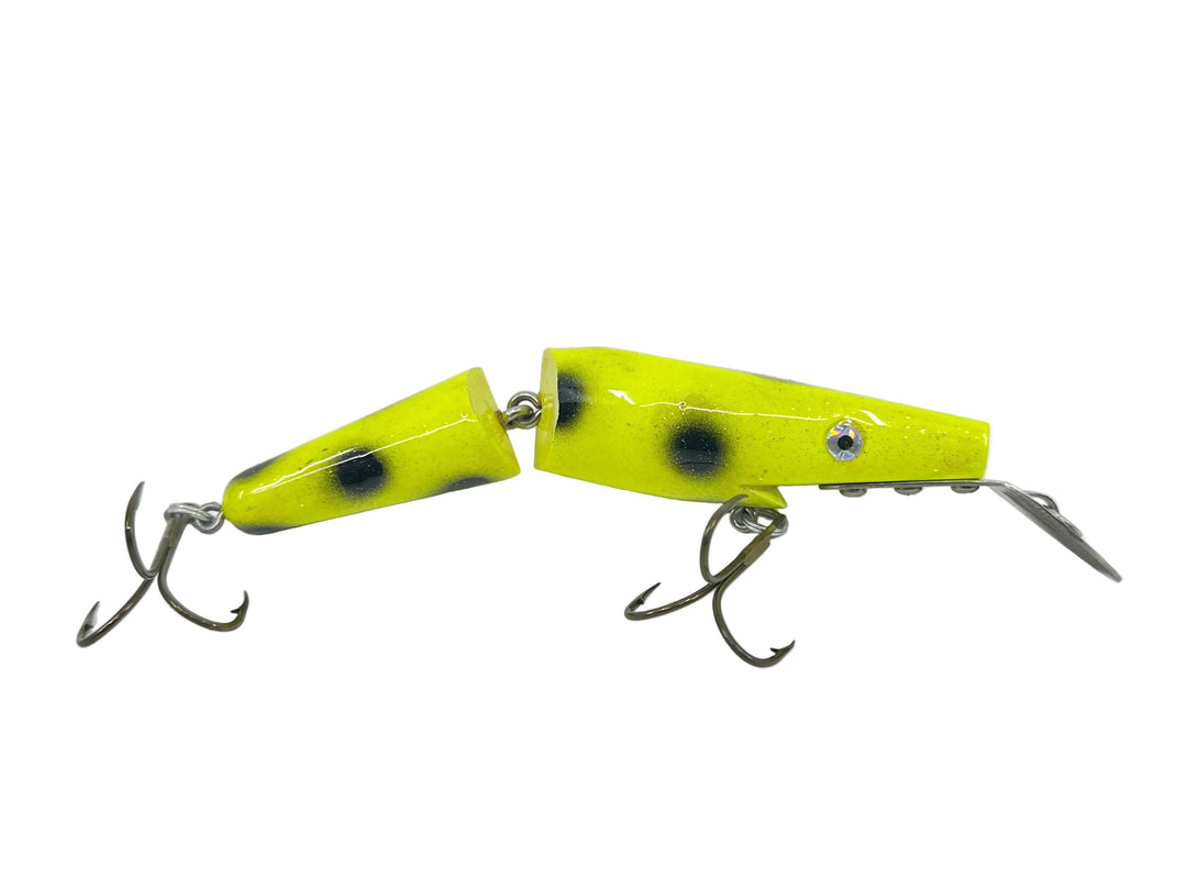 Odyssey Jointed Diving Pig JR, Chartreuse/Black Spots Color