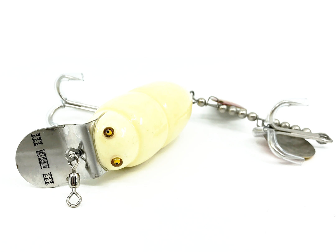 Musky Dan (XXX Lures) Husky Beetle, White Color