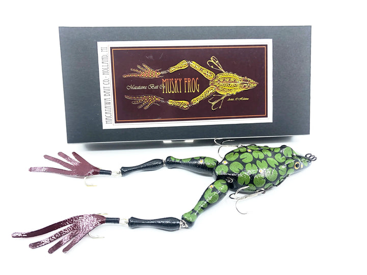 Macatawa Bait Co. Musky Frog "Lily Pond" w/Box - Vivid Painting