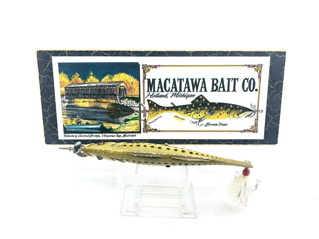 Macatawa Bait Co. Walleye with Box