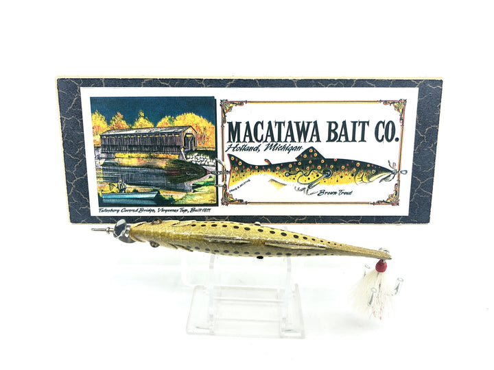 Macatawa Bait Co. Walleye with Box