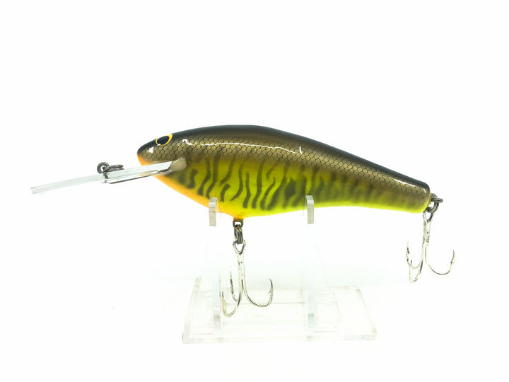 Bagley Diving DB04-LM9 Little Muskie on Chartreuse Color - Tough Vintage Lure