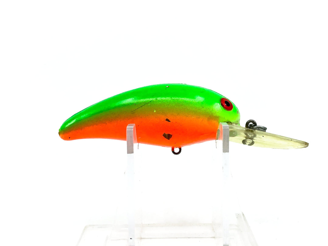 Bomber Model A 7A Color Clector CC2 Fluorescent Green Over Blaze Orange Color Screwtail - Lure