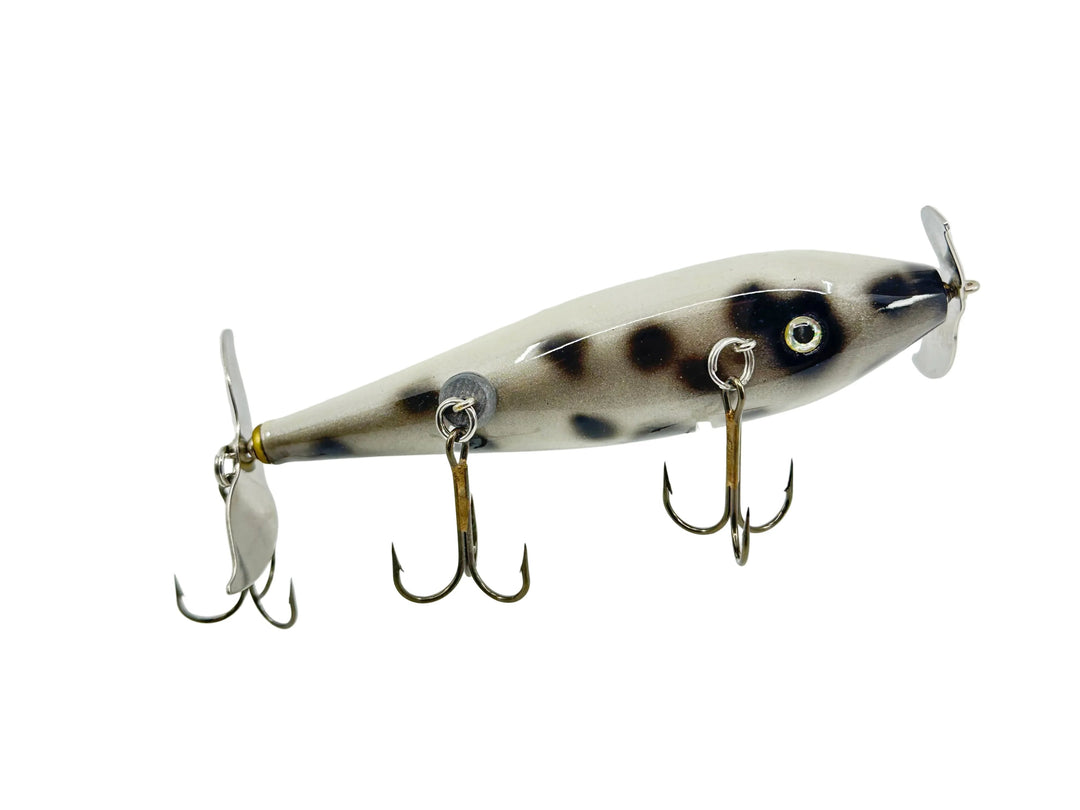 Musky Injured Minnow, Grey Silver/Black Dots Color