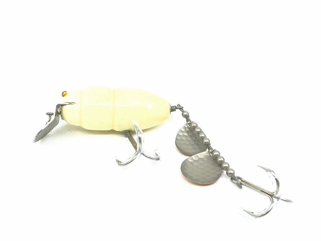 Musky Dan (XXX Lures) Husky Beetle, White Color