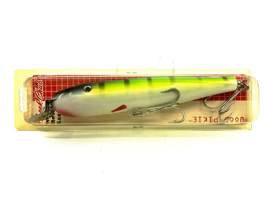 Creek Chub Wooden Giant Straight Pikie 6800, Perch Color, New on Card Old Stock IW6800PE