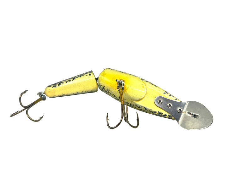 Odyssey Jointed Diving Pig 7", Crappie Color